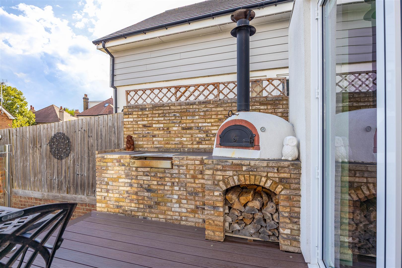 Pizza Oven & Grill
